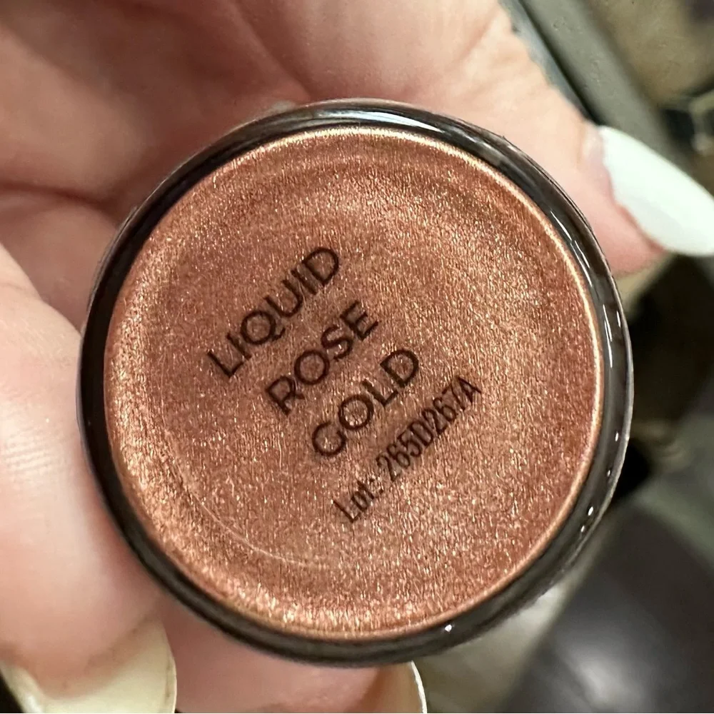 Rose‎ Gold Liquid Highlighter - Makeup Revolution
